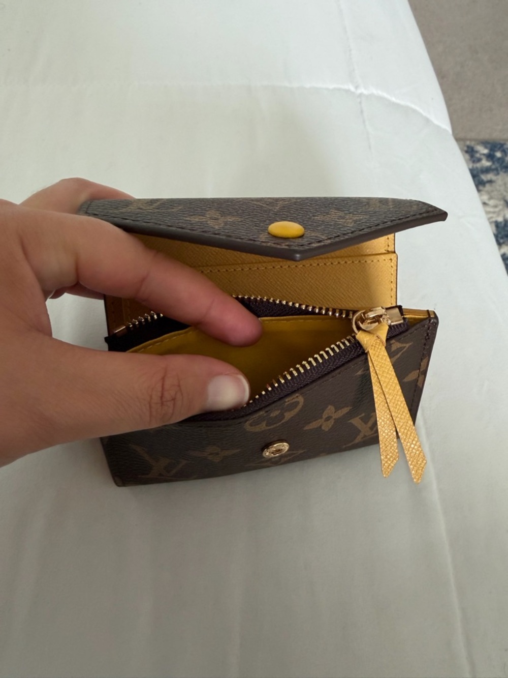 Brown monogram trifold wallet - Picture 4 of 9